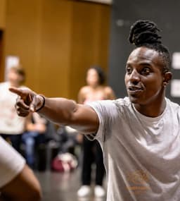 Damian — professeur de danse SalsaDeRue